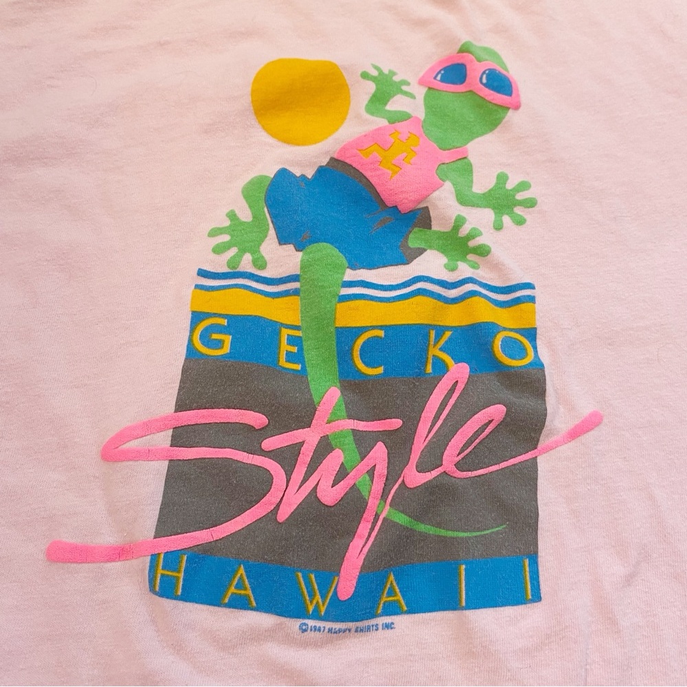1980s Vintage Gecko Hawaii Cotton T-Shirt Medium Light Pink